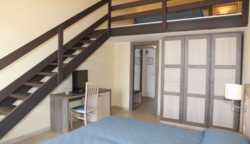 Habitación familiar, vistas al mar