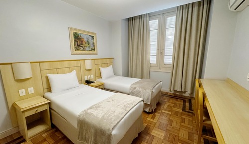 Habitación estándar con 2 camas individuales