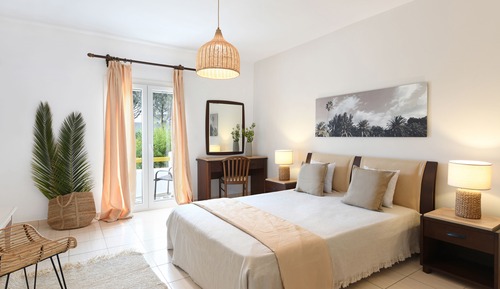 Habitación cuádruple superior, vistas al jardín