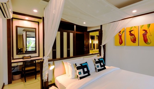 One Bedroom Jacuzzi Villa