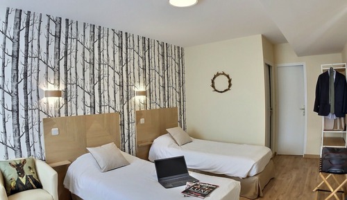 Habitación superior con 2 camas individuales