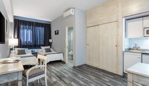 Habitación triple estándar (Interior)