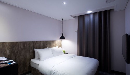 Standard Room Type1, 1 Queen-sized bed