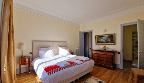 Villa Deluxe