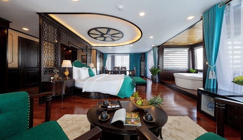 Suite (Queen Regent)