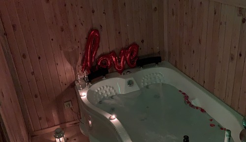 Honeymoon Room