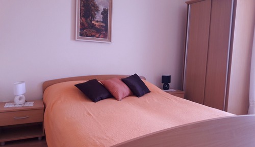 Studio, Sea View (1)