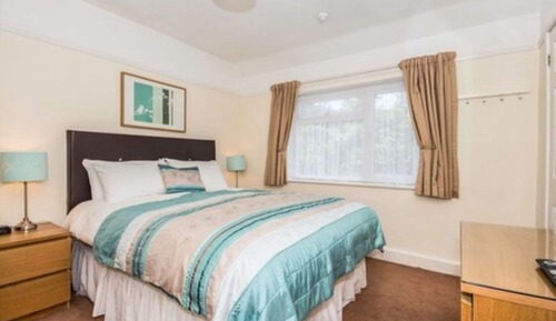 Habitación básica doble, 1 cama de matrimonio grande, no fumadores