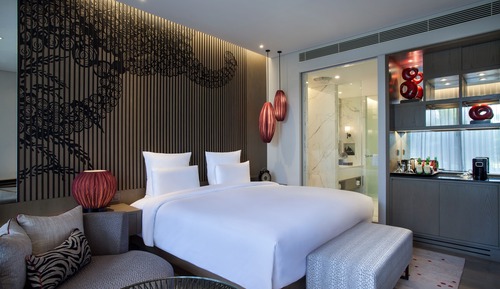 Habitación Deluxe, 1 cama de matrimonio grande, acceso a la piscina
