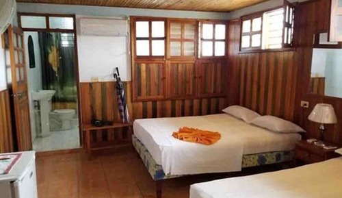 Habitación cuádruple Deluxe, 2 camas de matrimonio, vistas a la ciudad
