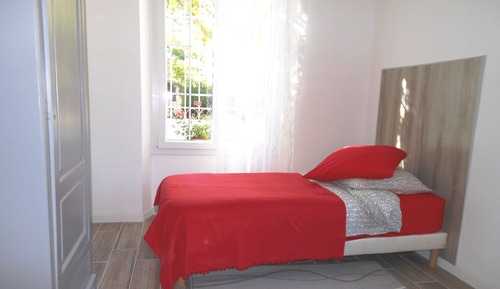 Apartamento, terraza, planta baja (GARIGUETTE)