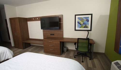 Habitación estándar, 2 camas de matrimonio, accesible para personas con discapacidad (Hearing)