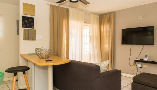 Apartamento Business, vistas a la piscina