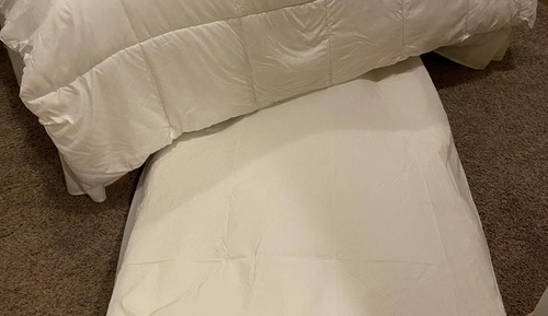 Apartamento, baño privado (7-Upstairs/No Pets)