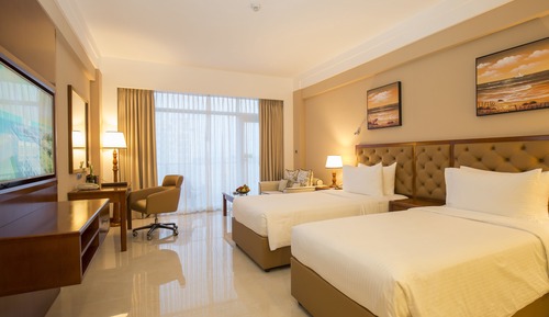 Deluxe Double Room, 1 King Bed- With a Complimentary City Tour