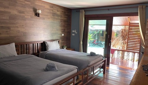 Habitación con 2 camas individuales