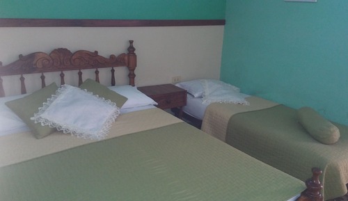 Habitación triple familiar, varias camas, accesible para personas con discapacidad