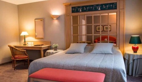 Habitación superior con 1 cama doble o 2 individuales, no fumadores