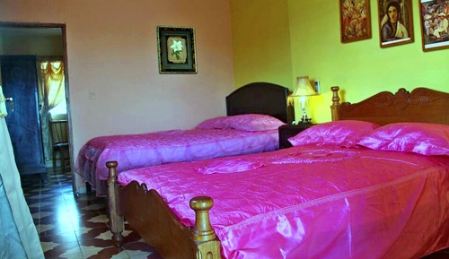 Habitación triple económica, varias camas, no fumadores