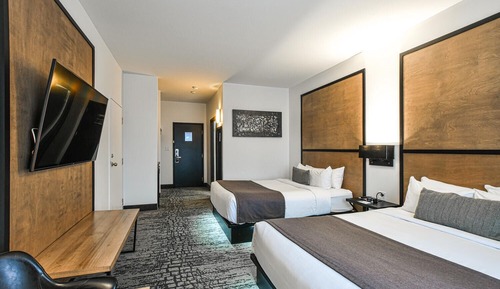 Habitación clásica, 2 camas de matrimonio, vistas a la montaña