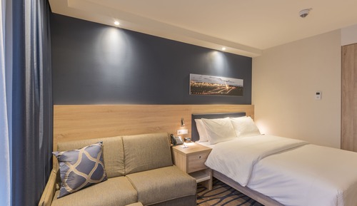 Habitación, 1 cama de matrimonio con sofá cama