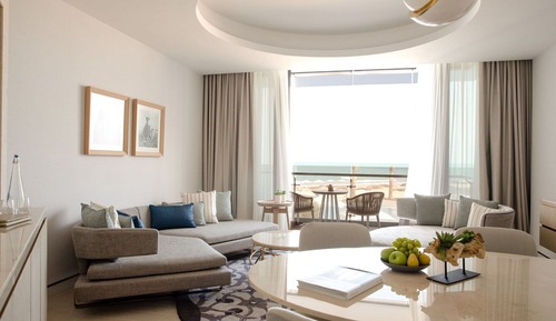 Suite (Ocean)