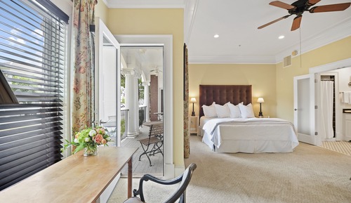 Suite, no fumadores (Fireplace, City View)