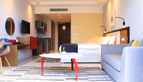 Suite estudio junior, 1 cama de matrimonio grande, vistas al mar