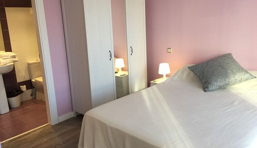 Comfort Room, 1 Double Bed, Shared Bathroom