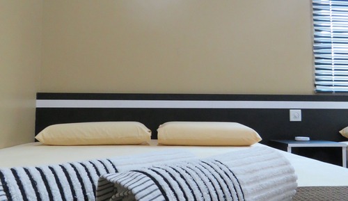 Habitación familiar, 2 camas de matrimonio, no fumadores