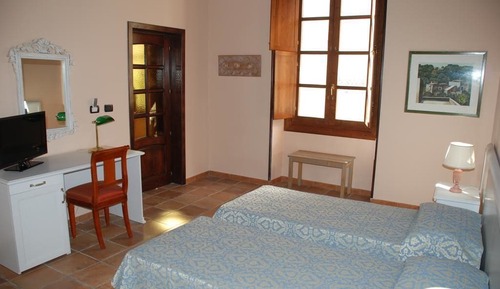 Habitación con 1 cama doble o 2 individuales