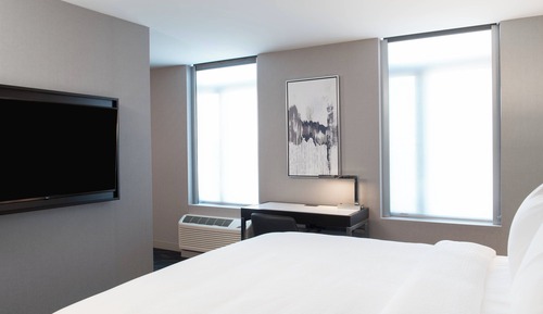 Estudio, 1 cama de matrimonio grande con sofá cama