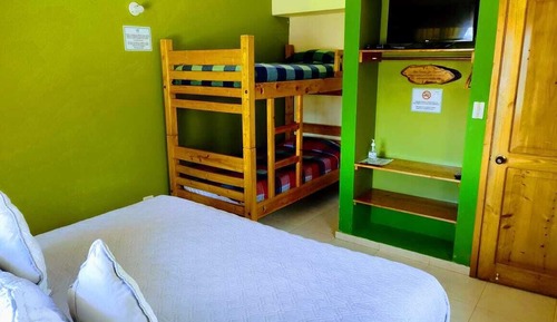 Habitación triple Confort, varias camas