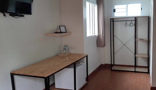 Habitación doble, acceso a la piscina