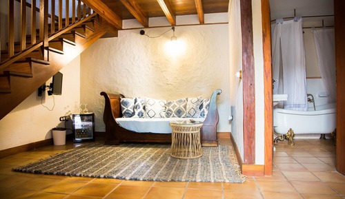 Suite (#3 Pajara)