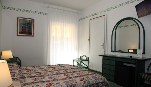 Habitación con 1 cama doble o 2 individuales