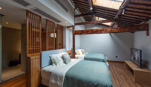 Habitación superior con 2 camas individuales