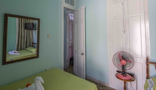 Habitación con 1 cama doble o 2 individuales