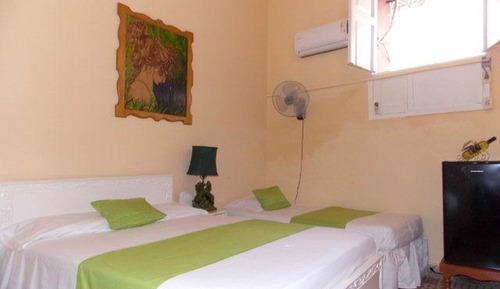 Habitación con 1 cama doble o 2 individuales