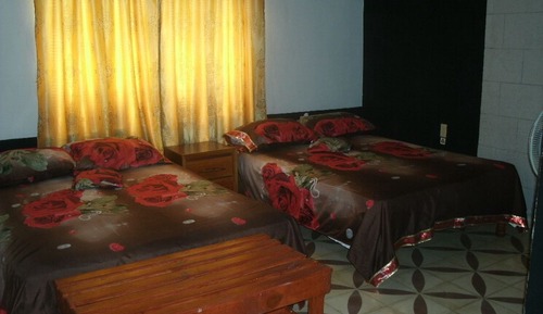 Habitación con 1 cama doble o 2 individuales