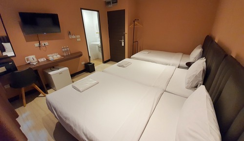 Habitación triple económica