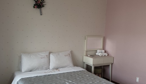 Habitación Deluxe (KRW10,000 surcharge for extra bedding)