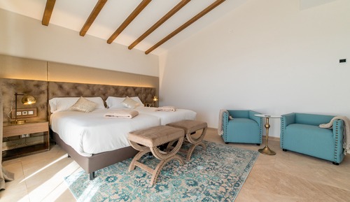Habitación doble superior de uso individual, balcón