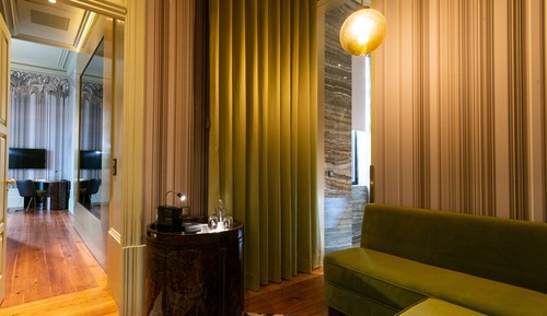 Manor House Garden Suite