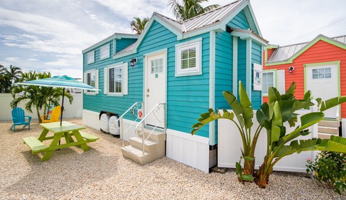 Casa (Dolphin Tiny)