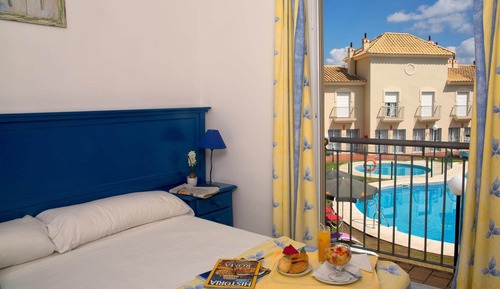 Apartamento, 2 habitaciones, junto a la piscina (4)