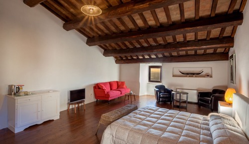 Habitación económica con 1 cama doble o 2 individuales