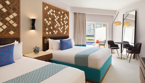 Habitación Club, 2 camas de matrimonio, vistas al jardín (Preferred, Swim Out)