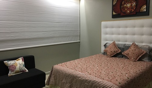 Apartamento familiar, 2 habitaciones, cocina, vistas a la colina (2 Bedrooms with 3 Beds)