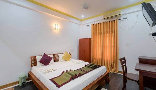 Habitación Deluxe doble, 1 cama de matrimonio, no fumadores, vistas al lago